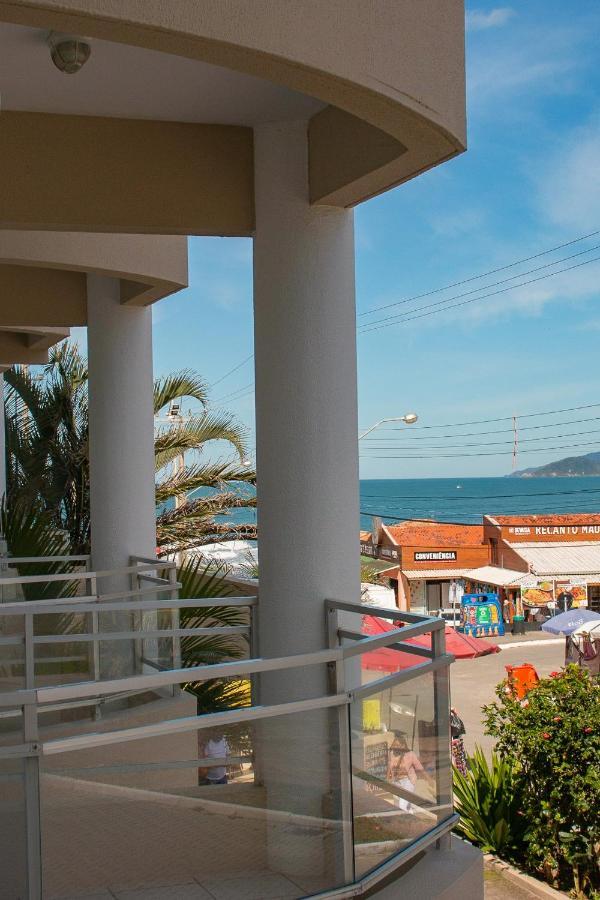 Quarto Triplo com Vista do Mar
