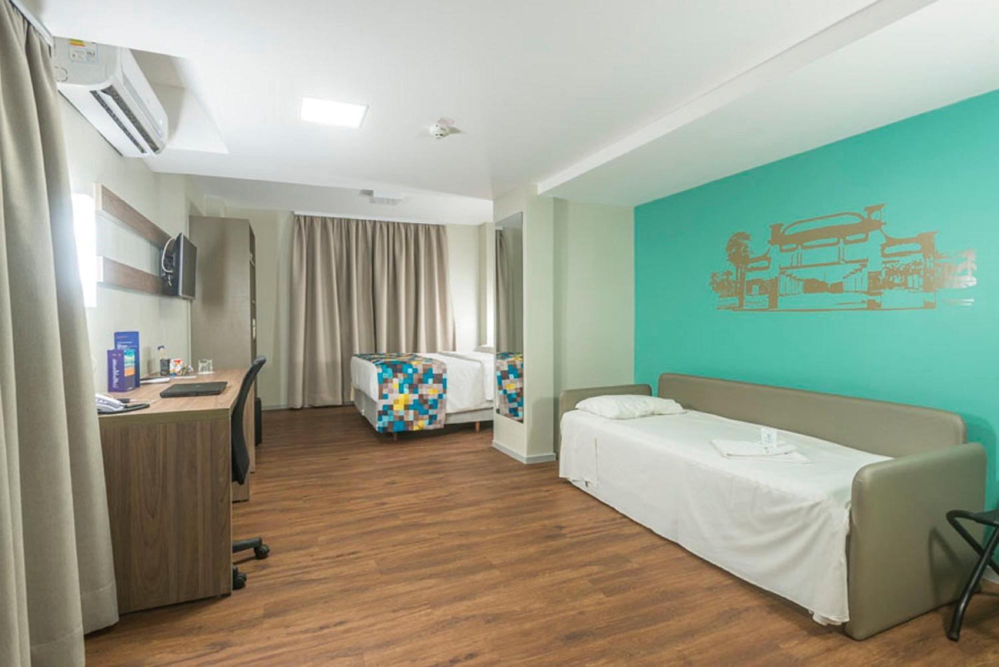 Classic Room,1212564016:JPEG