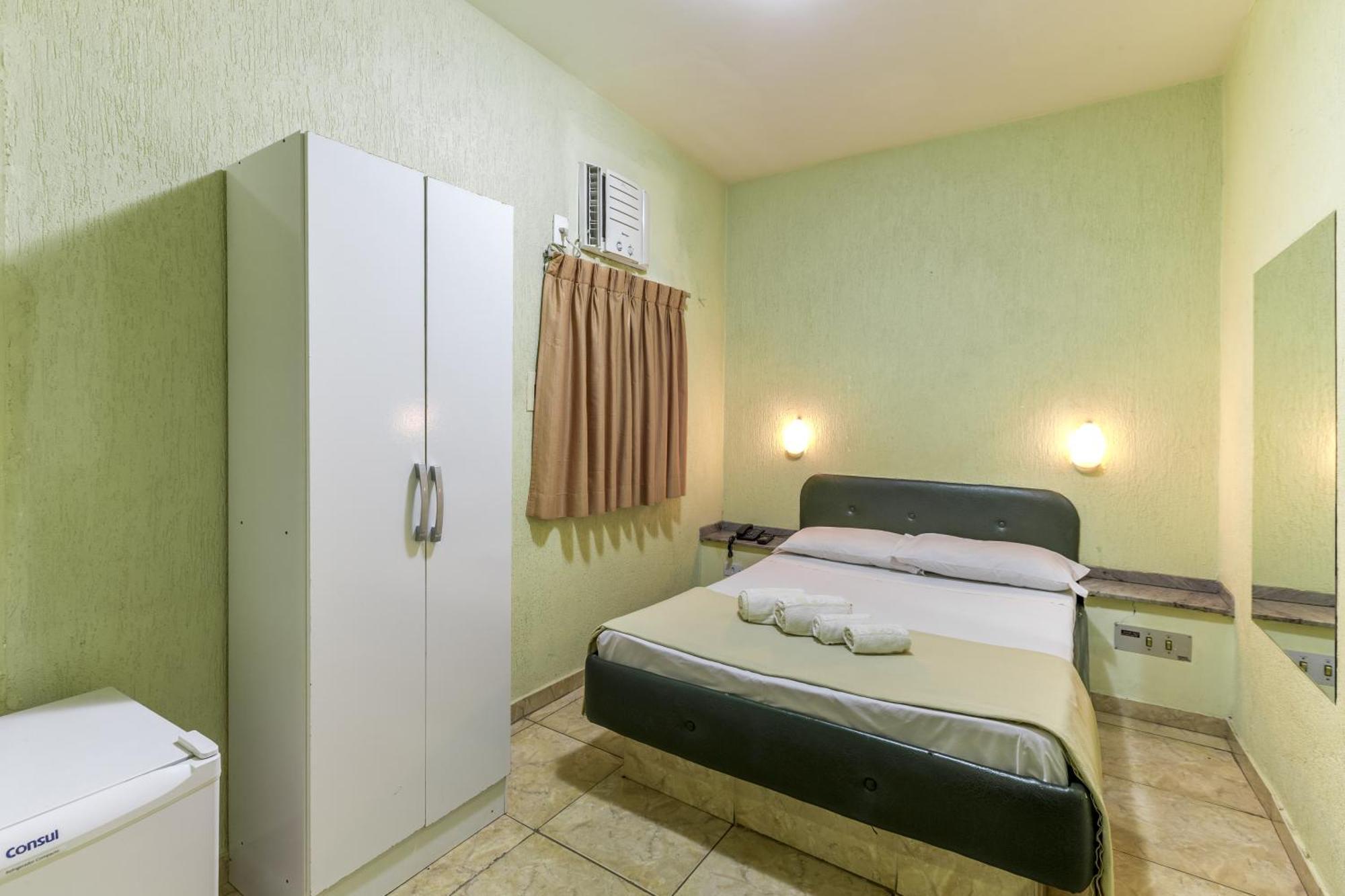 Quarto Duplo Standard