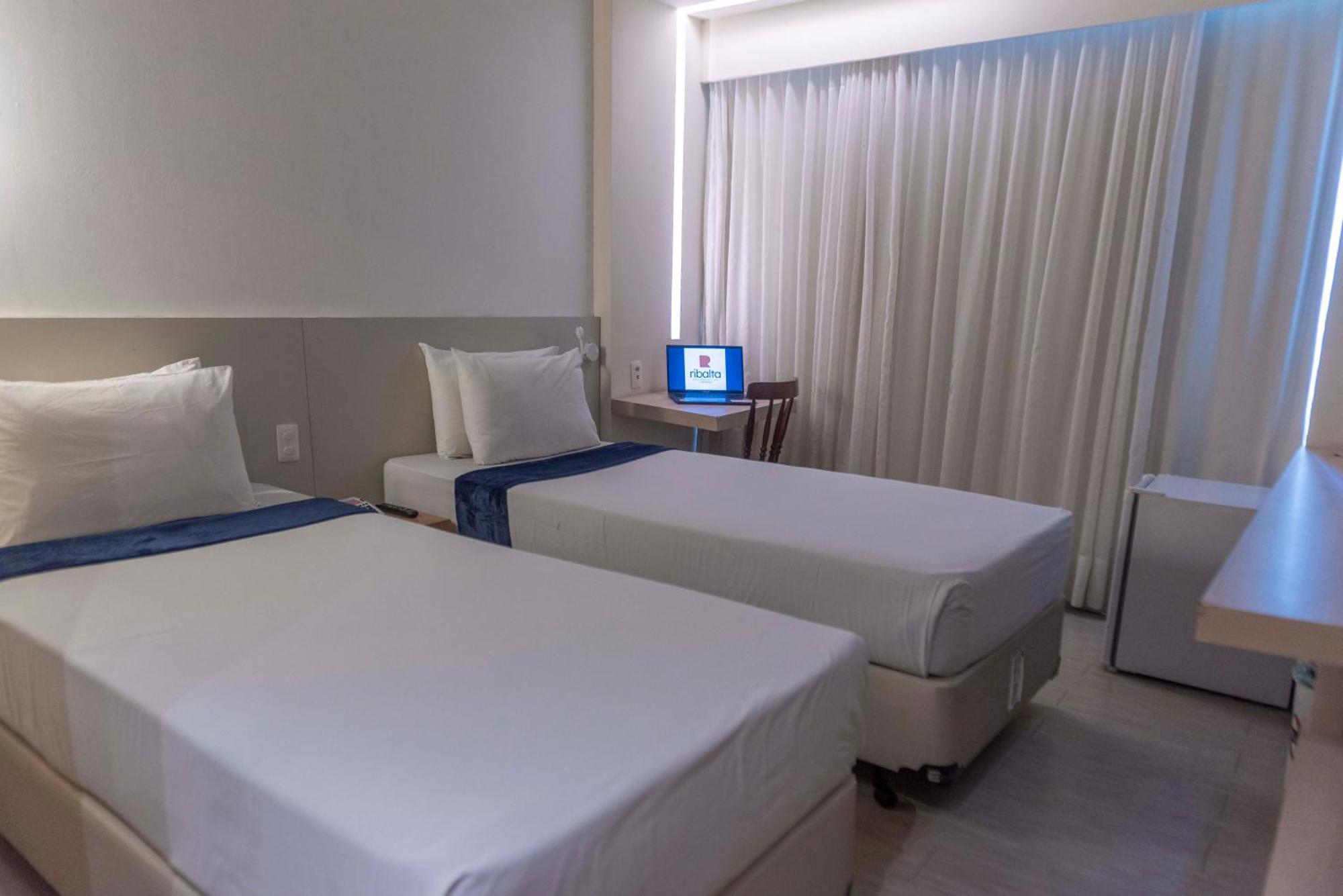 Quarto Superior com 2 Camas de Solteiro