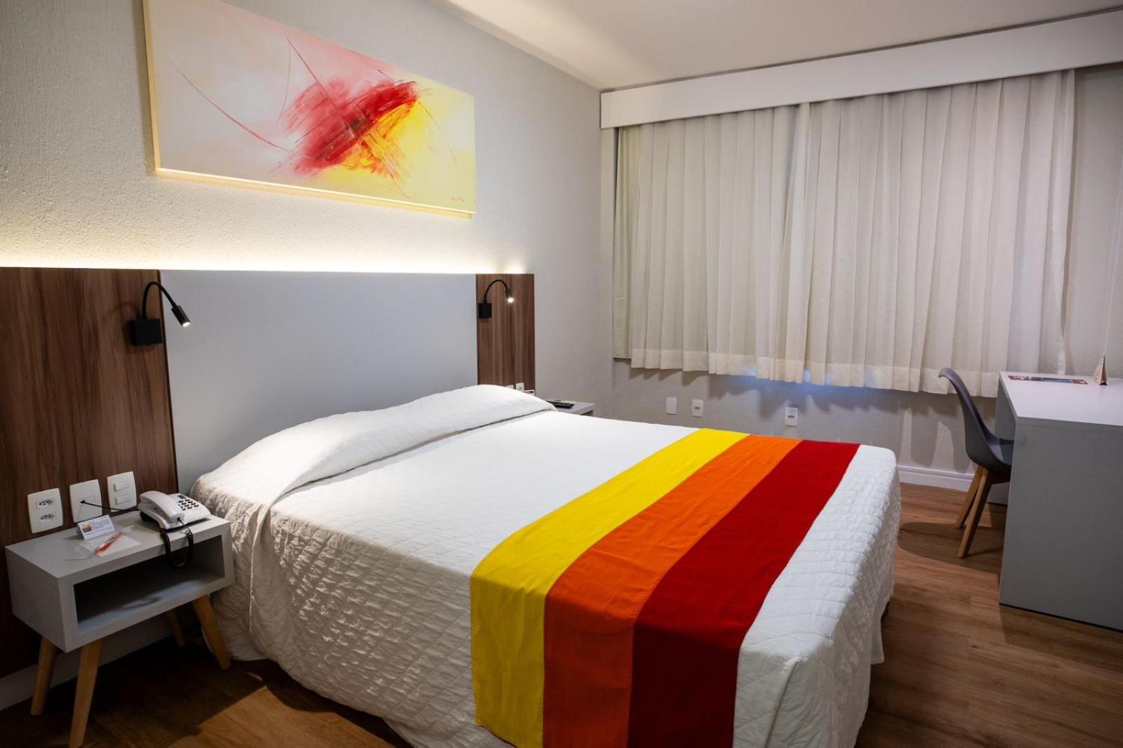 Standard Queen Room