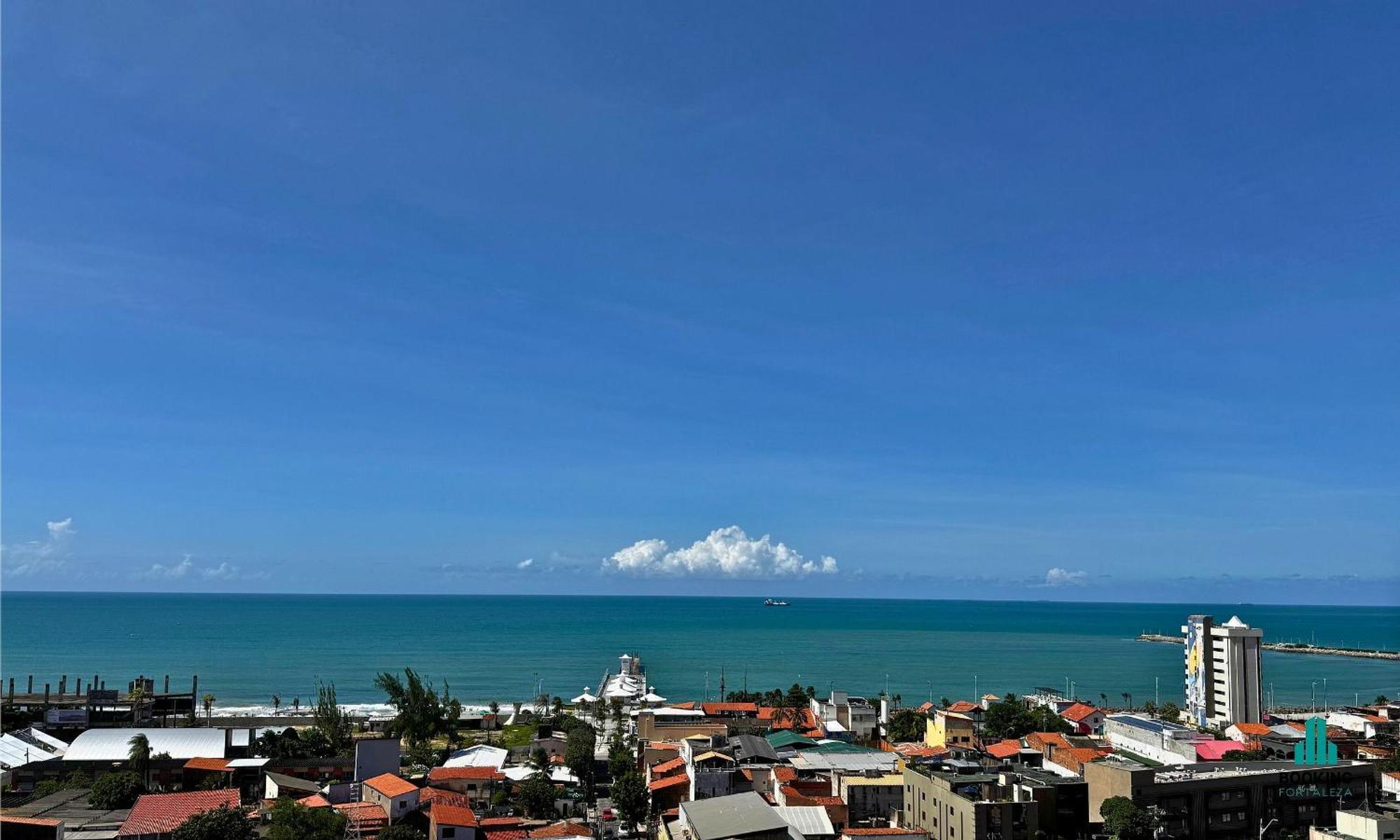 Three-Bedroom Apartment Ocean View