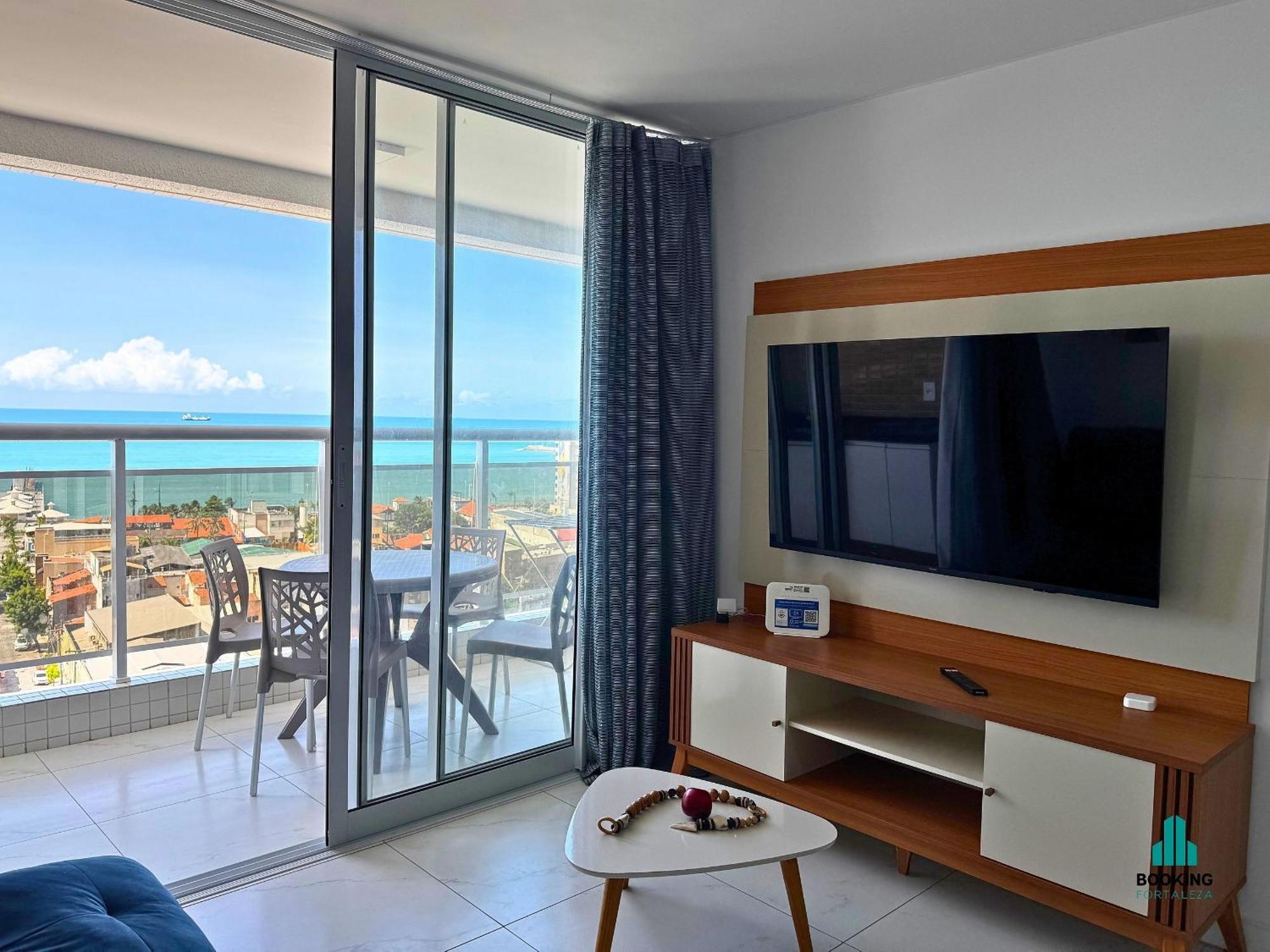 Three-Bedroom Apartment Ocean View