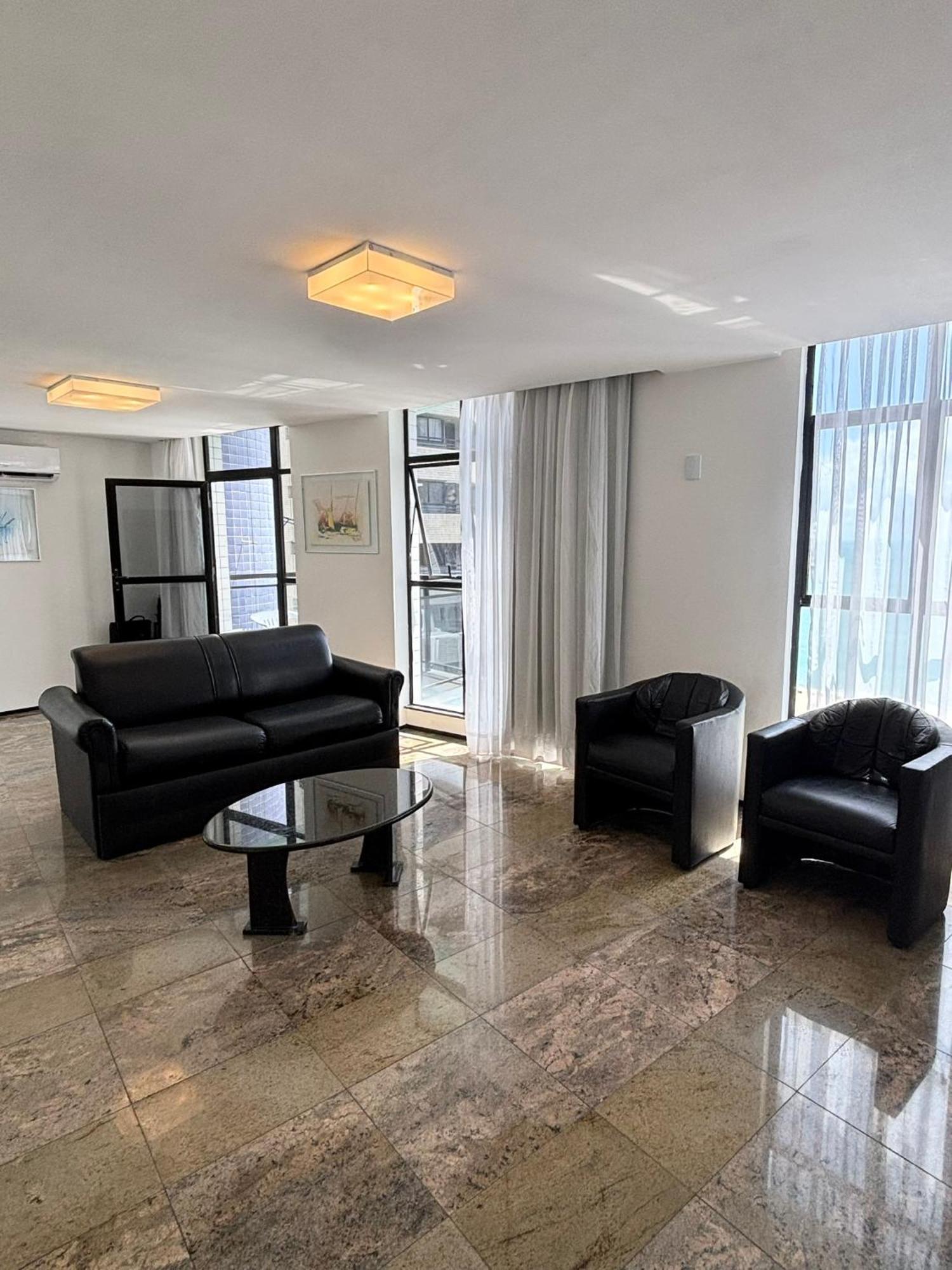 Three-Bedroom Sea View Royal Deluxe