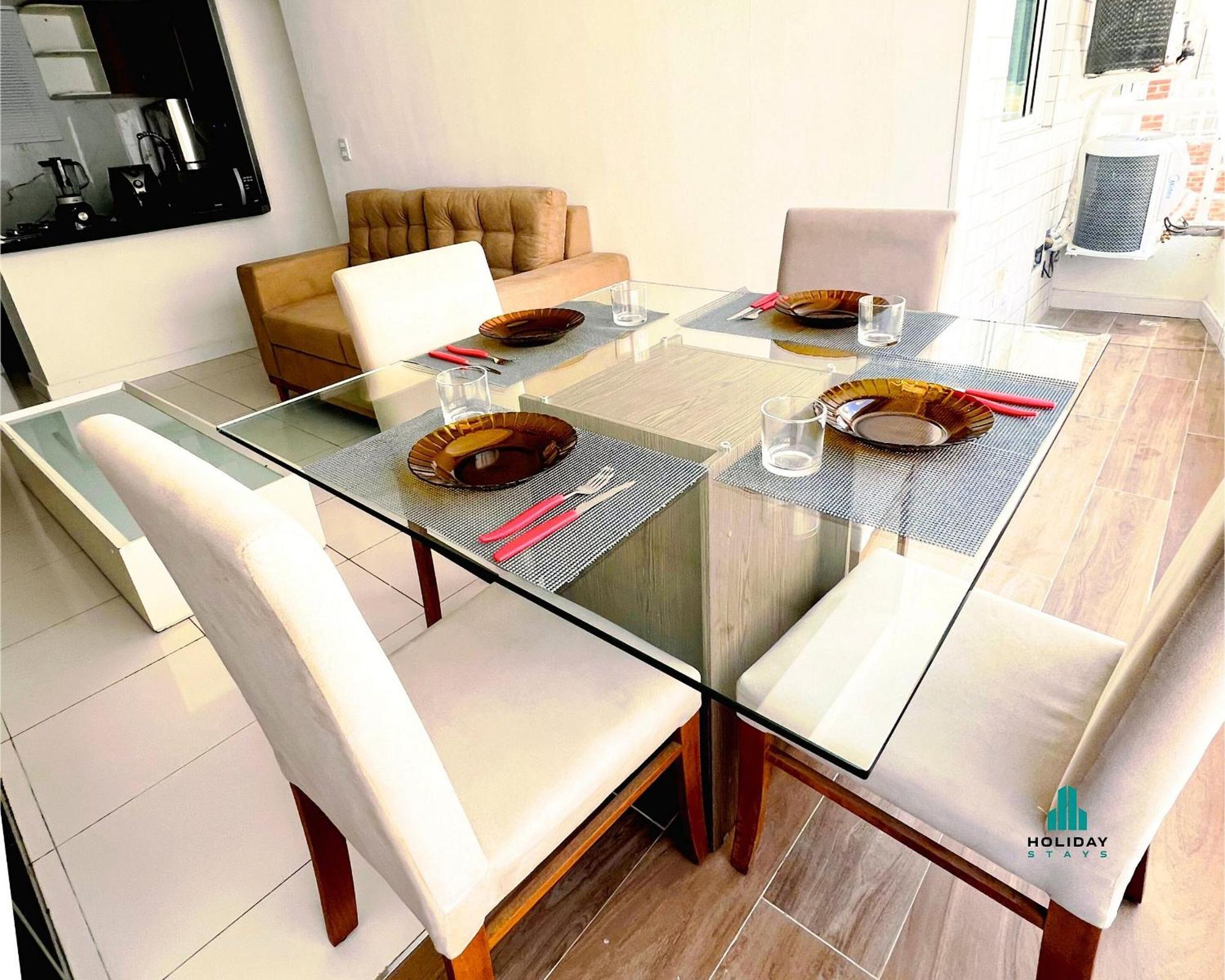 Deluxe One-Bedroom Apartment