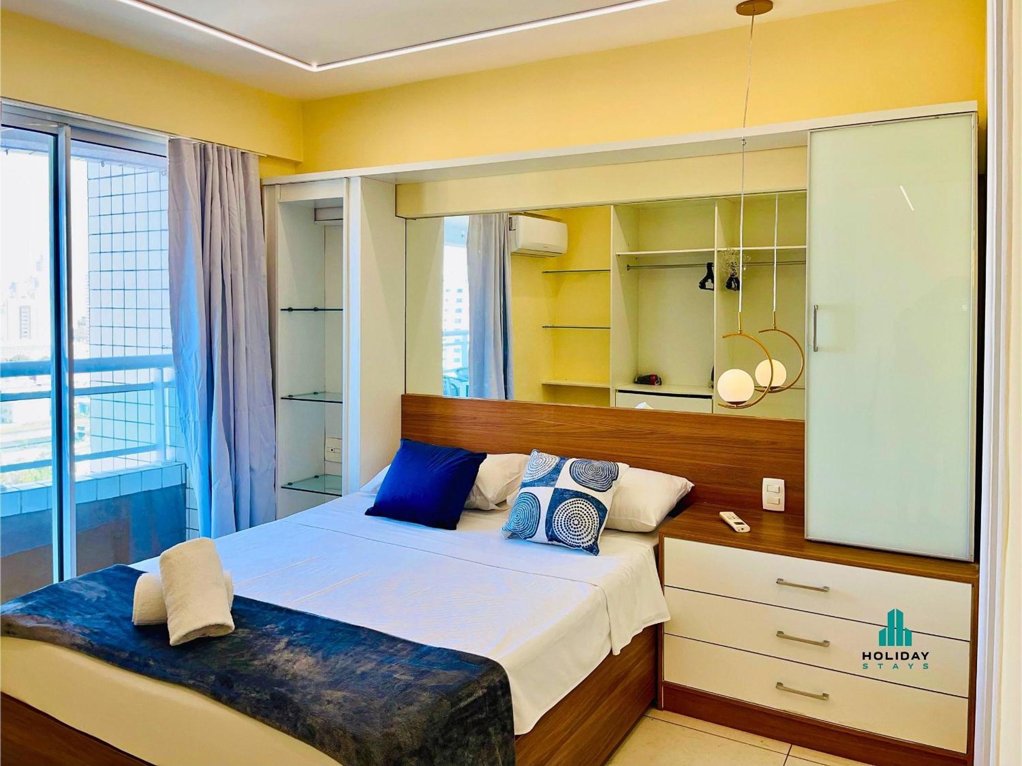 Deluxe One-Bedroom Apartment Ocean View