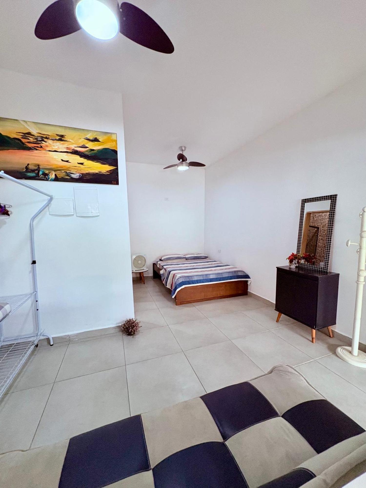 Quarto Duplo com Banheiro Privativo