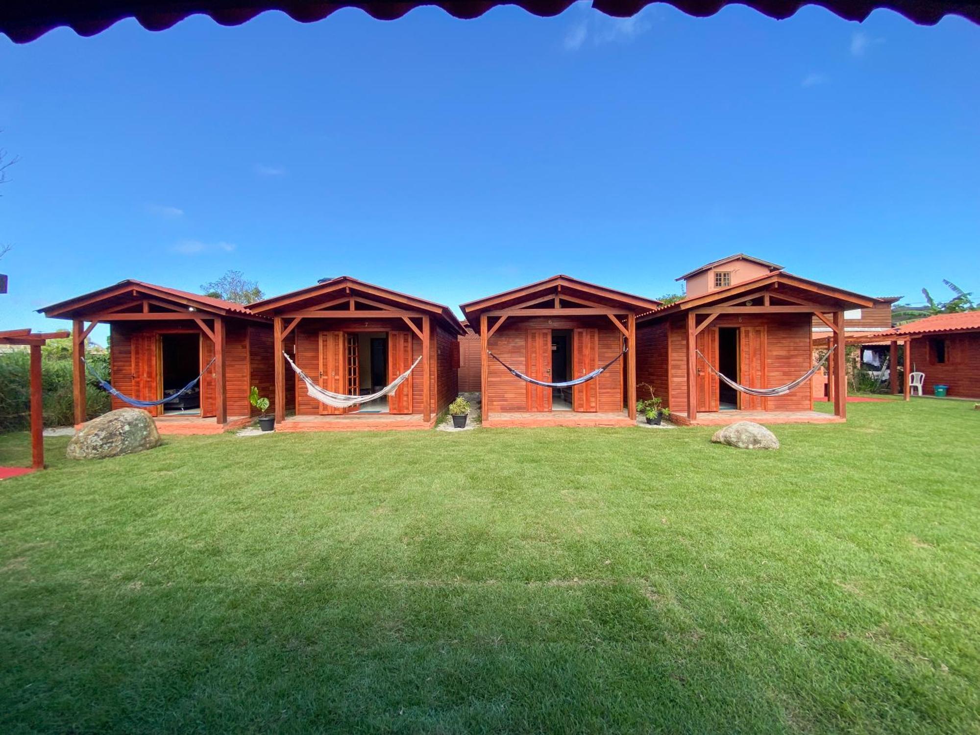 Quarto Triplo com Vista do Jardim