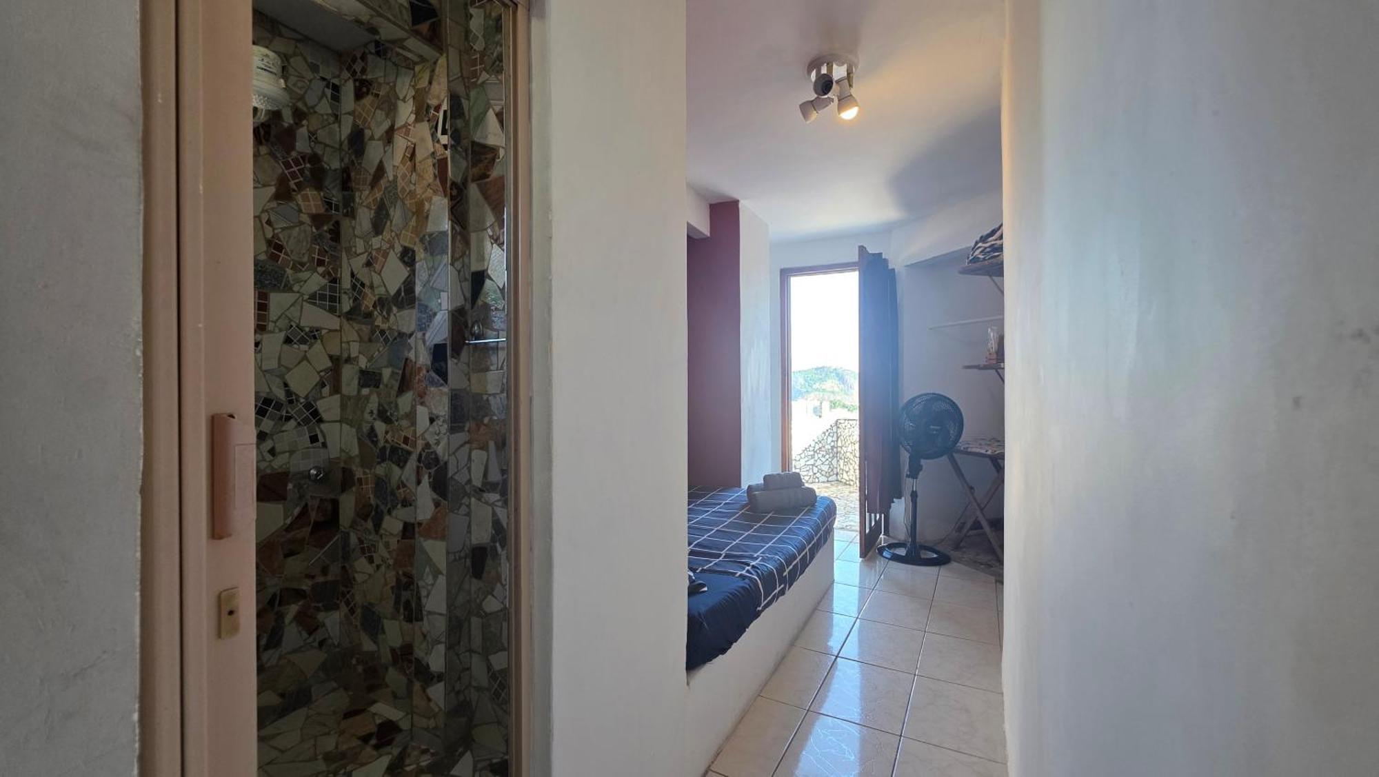 Quarto Duplo com Varanda e Vista do Mar