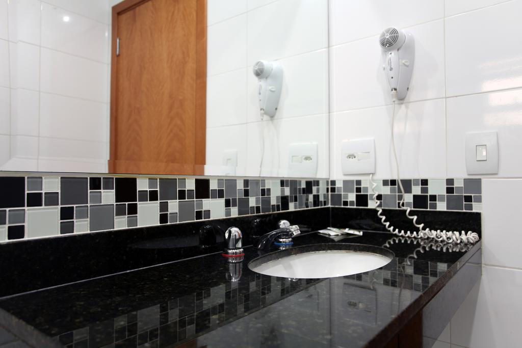 Quarto Duplo Standard