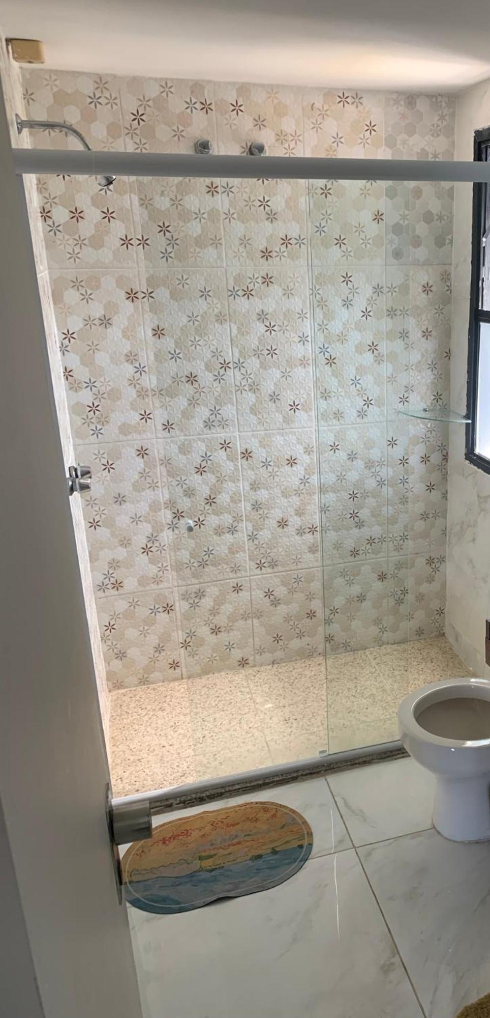 Apartamento de 1 Quarto com Varanda e Vista do Mar