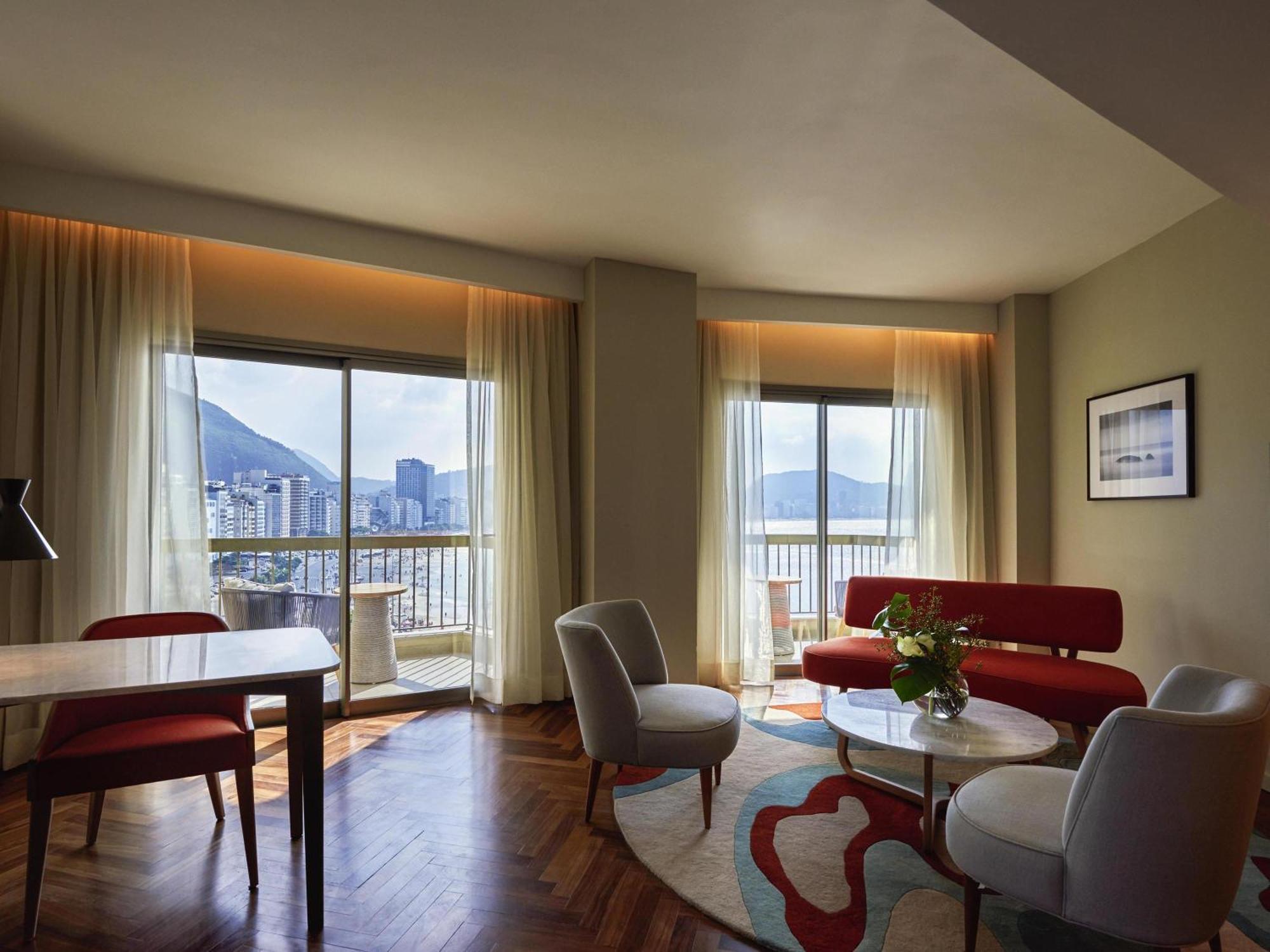 Suíte Gold de 1 Quarto com Cama King-size e Vista do Mar