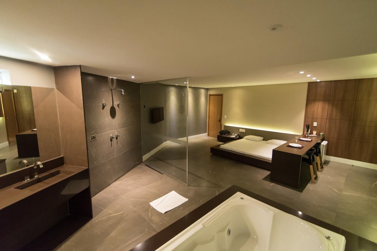 Suite Spa Bath