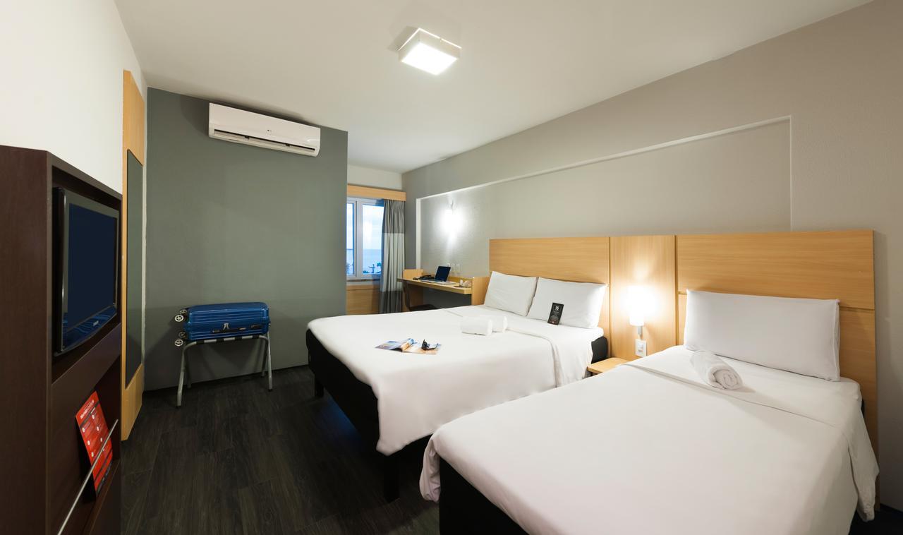 Standard Double Room Queen Bed