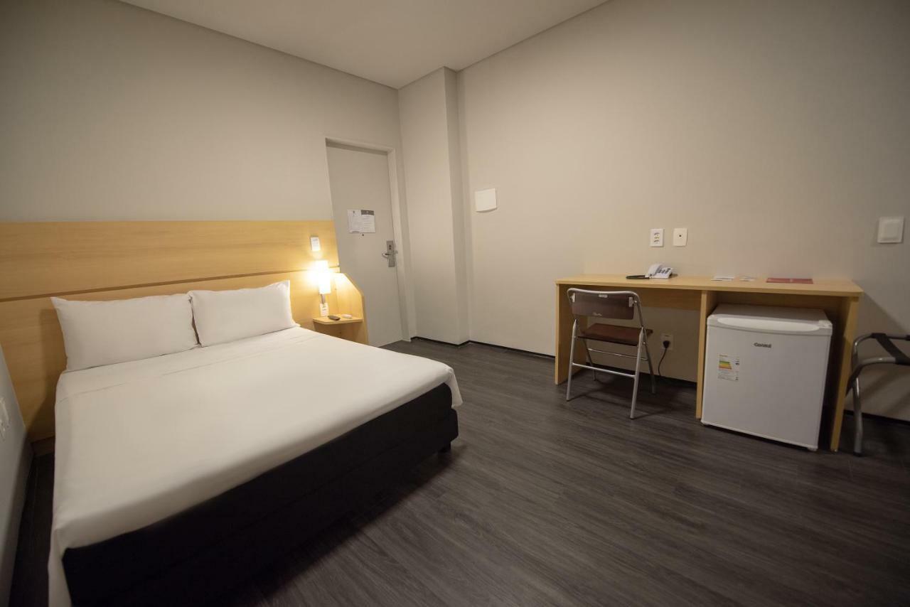 Standard Double Room Queen Bed