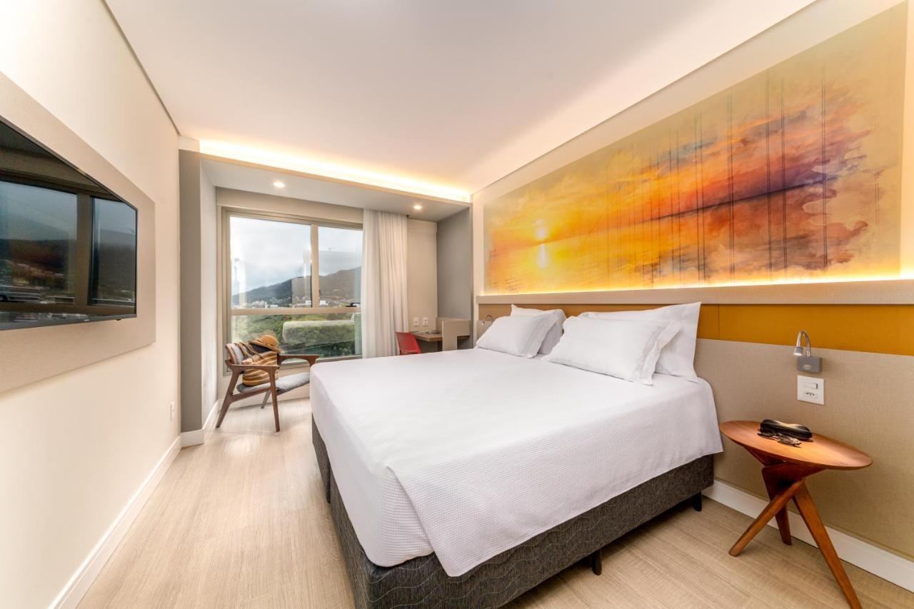 Quarto Casal Standard com 1 Cama Queen-size