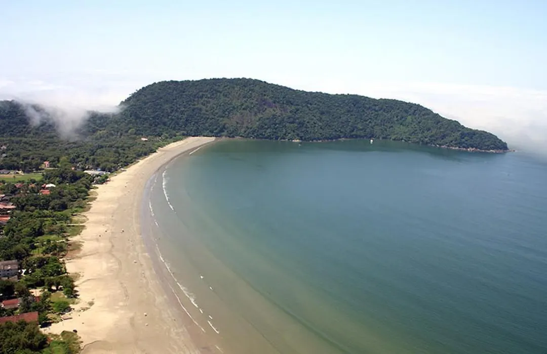 Cantao do Indaia - menos de 1 minuto da praia!-1