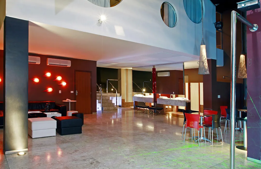 Assahi Motel (Adults Only)-1