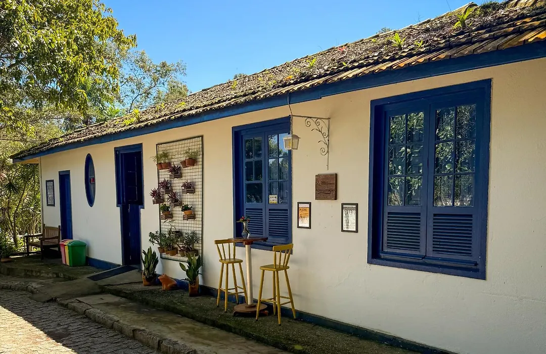 Residencial Cabanas da Praia Mole-1