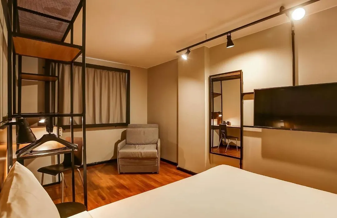 ibis Copacabana Posto 2-1