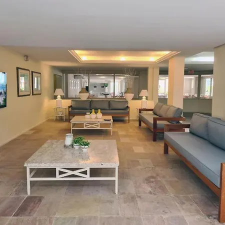 Praia Brava Hotel-3