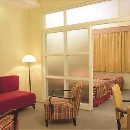 Hotel Rio Lancaster-2