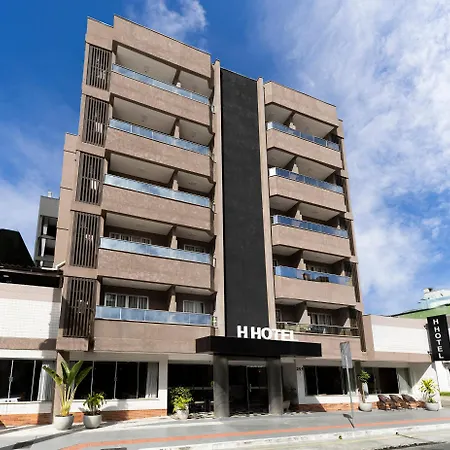 H Hotel-3