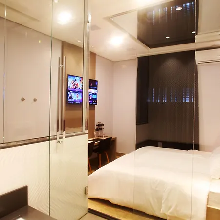 Zaya Motel Premium (Adults Only)-2