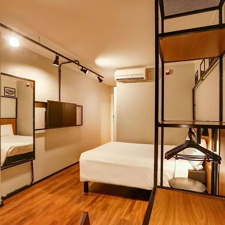 ibis Copacabana Posto 2-2