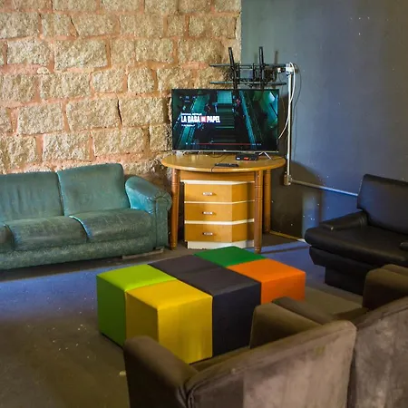 Eco Box Hostel-3