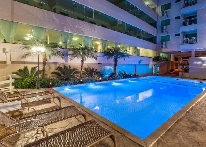 Bombinhas Summer Beach