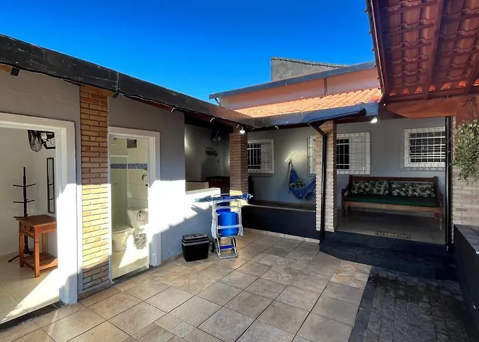 Casa Com Piscina Grande E Hidro Vila Bertioga