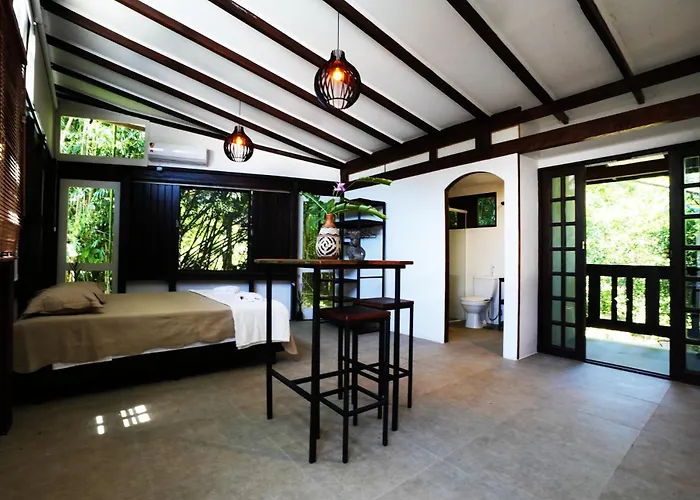 Pousada Aquarela De Bombinhas