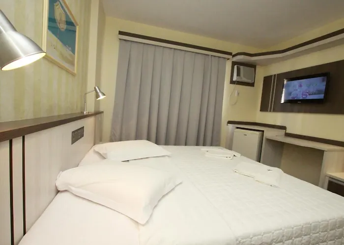 Hotel Blumenau - Balneário Camboriú