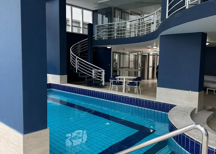 Hotel Blumenau - Balneário Camboriú