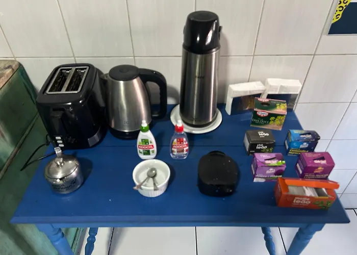 Onça da Praia Hostel Vitória