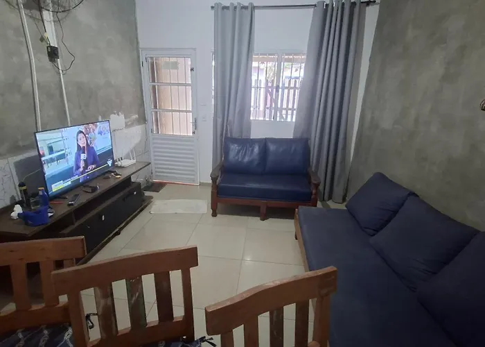Casa 2 minutos a pé da Praia de INDAIÁ Bertioga