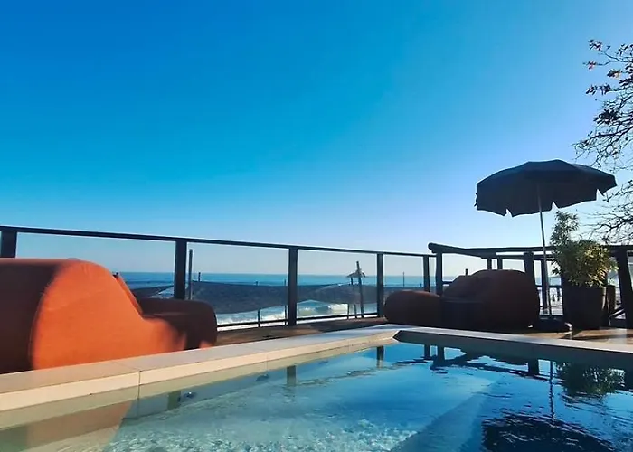 Casatua Pousada Juquei